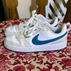 NIKE COURT BOROUGH LOW 2